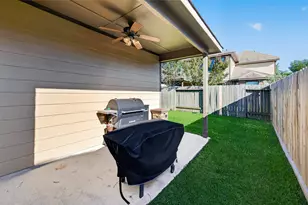 9211 Silverton Star Ln, Houston, TX 77070 - Photo 39