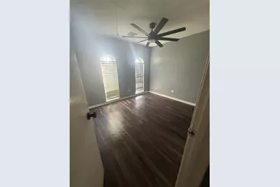6314 Southwood Court S, Houston, TX 77035 - Photo 5
