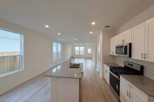 30523 Longmorn Glass Ln, Waller, TX 77484 - Photo 5