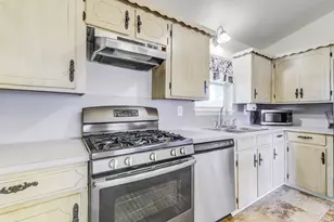 3811 Bennett Dr, Pasadena, TX 77503 - Photo 11