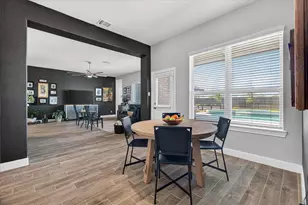 11903 Champion's Frst Dr, Mont Belvieu, TX 77535 - Photo 17