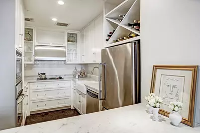 5110 San Felipe Street #31W, Houston, TX 77056 - Photo 11