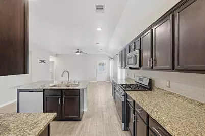 9431 Paloma Creek Drive, Tomball, TX 77375 - Photo 9