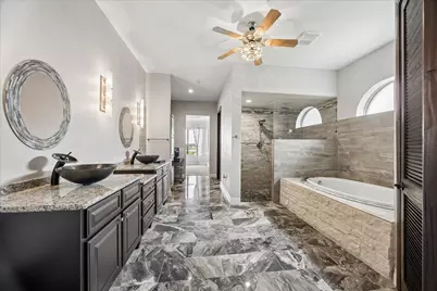 527 Lily Lane, Rosharon, TX 77583 - Photo 17