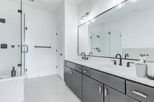 334 Eastwood St, Houston, TX 77011 - Photo 25