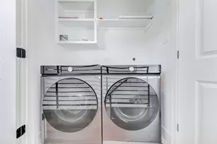 334 Eastwood St, Houston, TX 77011 - Photo 33