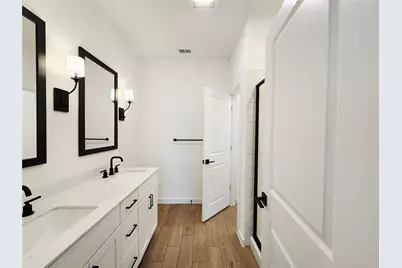 8430 Bay Ridge Circle, Baytown, TX 77523 - Photo 21