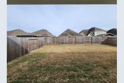 8430 Bay Ridge Circle, Baytown, TX 77523 - Photo 25