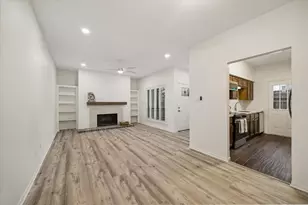1201 Bering Dr, Houston, TX 77057 - Photo 7