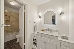 1201 Bering Dr, Houston, TX 77057 - Photo 13