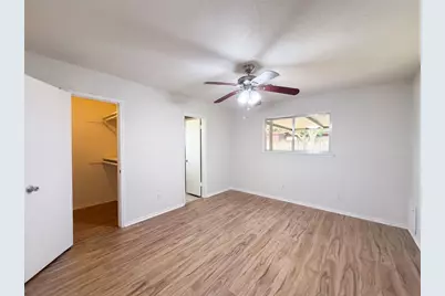 9418 Beverlyhill Street, Houston, TX 77063 - Photo 11