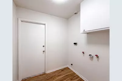 9418 Beverlyhill Street, Houston, TX 77063 - Photo 17