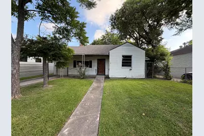 6705 Linden Street, Houston, TX 77087 - Photo 1