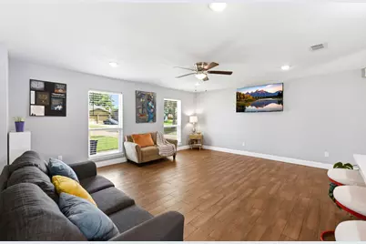 9711 Ebb Street, Houston, TX 77089 - Photo 7