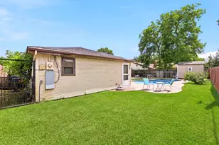 9711 Ebb St, Houston, TX 77089 - Photo 43