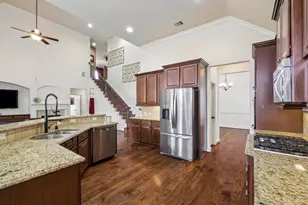 1701 Preserve Ln, Pearland, TX 77089 - Photo 7