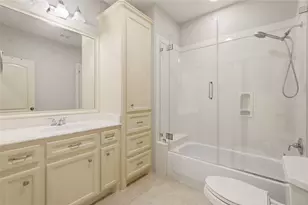 8111 Hideaway Lake Cir, Spring, TX 77389 - Photo 37