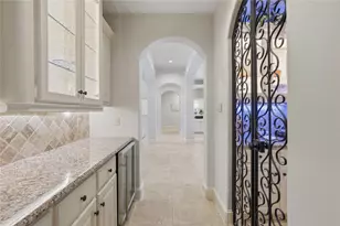 8111 Hideaway Lake Cir, Spring, TX 77389 - Photo 19
