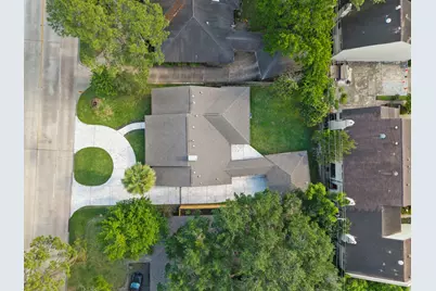2402 Chimney Rock Road, Houston, TX 77056 - Photo 35