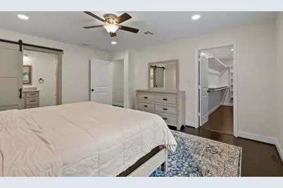 2402 Chimney Rock Road, Houston, TX 77056 - Photo 15