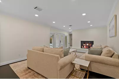 2402 Chimney Rock Road, Houston, TX 77056 - Photo 21