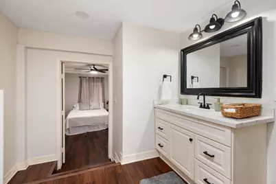 215 Caplin Street, Houston, TX 77022 - Photo 7