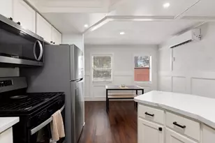 215 Caplin St, Houston, TX 77022 - Photo 13