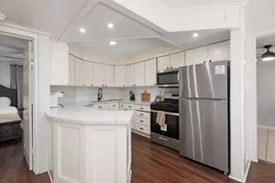 215 Caplin St, Houston, TX 77022 - Photo 11