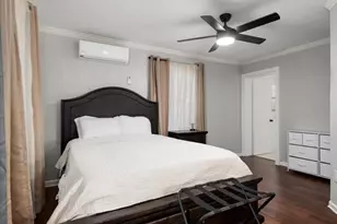 215 Caplin St, Houston, TX 77022 - Photo 15