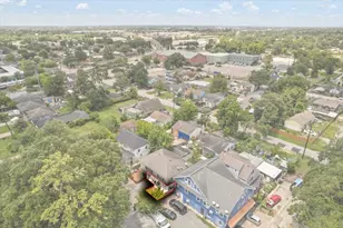 215 Caplin St, Houston, TX 77022 - Photo 27