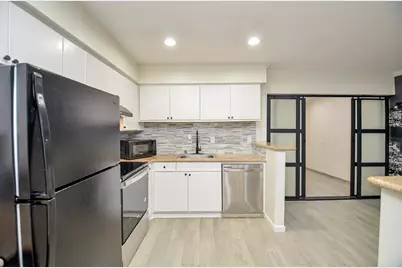 2643 Marilee Lane, Houston, TX 77057 - Photo 17
