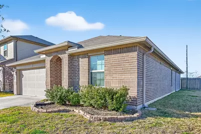 831 Petunia Falls Lane, Rosharon, TX 77583 - Photo 3