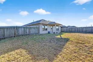 831 Petunia Falls Ln, Rosharon, TX 77583 - Photo 25