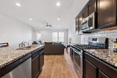 831 Petunia Falls Lane, Rosharon, TX 77583 - Photo 9