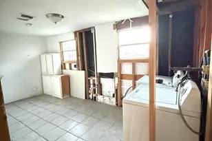9117 Brandon St, Houston, TX 77051 - Photo 17