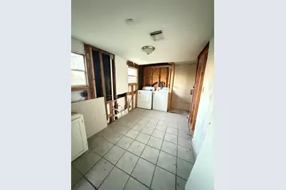 9117 Brandon Street, Houston, TX 77051 - Photo 15