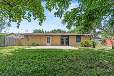 7009 Youpon Drive, Galveston, TX 77551 - Photo 39
