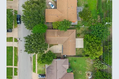 7009 Youpon Drive, Galveston, TX 77551 - Photo 5