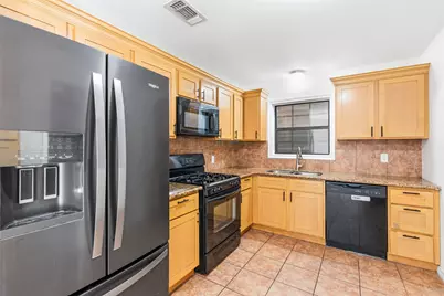 7009 Youpon Drive, Galveston, TX 77551 - Photo 17