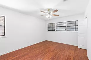 7009 Youpon Dr, Galveston, TX 77551 - Photo 27
