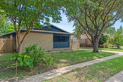 7009 Youpon Drive, Galveston, TX 77551 - Photo 9