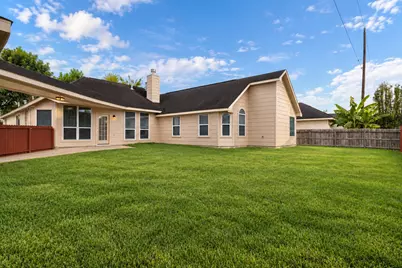 3207 Hickory Knoll Drive, Pearland, TX 77581 - Photo 23