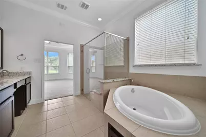 27 Waterfall Way, Tomball, TX 77375 - Photo 15
