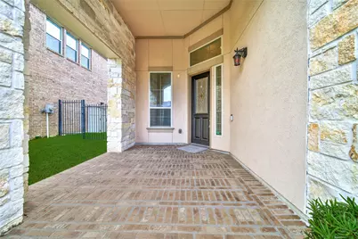 27 Waterfall Way, Tomball, TX 77375 - Photo 3