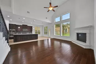 27 Waterfall Way, Tomball, TX 77375 - Photo 9
