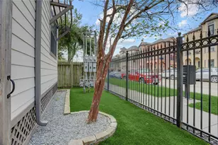 1428 W 23rd St, Houston, TX 77008 - Photo 27