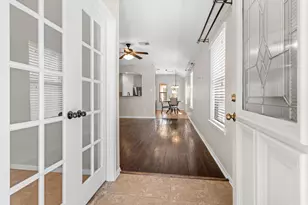 23102 Red Birch Ct, Tomball, TX 77375 - Photo 5