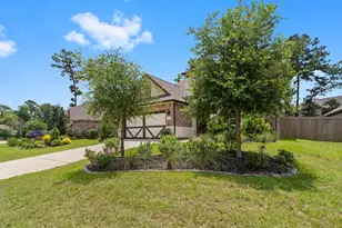 119 Bluebell Woods Way, Willis, TX 77318 - Photo 3