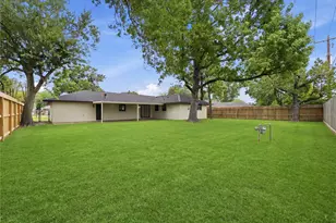 8931 Blankenship Dr, Houston, TX 77080 - Photo 17