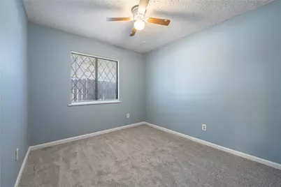 622 N 13th Street, La Porte, TX 77571 - Photo 17